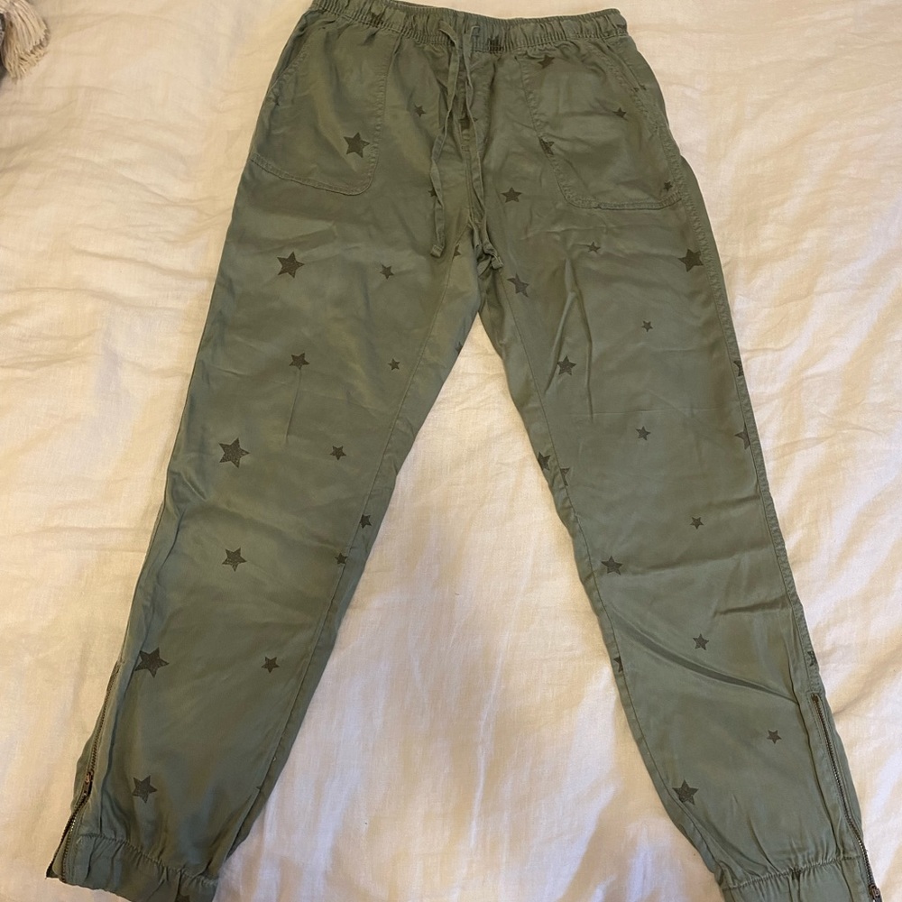 Army green pants with stars